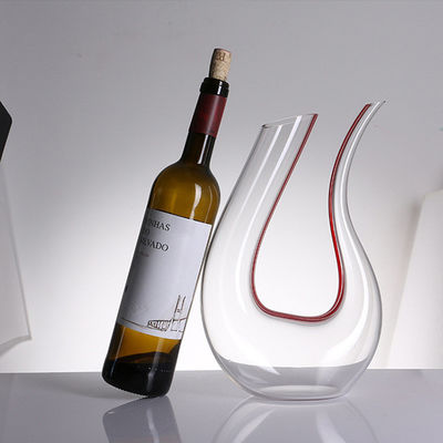 Mouthblownの無鉛ワインのデカンター、円形の円錐形のきれいになること容易な現代ワインのデカンター サプライヤー