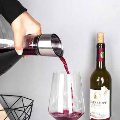 PourerのChrismasのためのワイン・ボトルのデカンターを通気する53oz作り付けのワイン サプライヤー