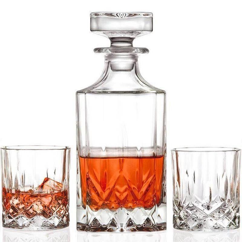 無鉛明確な赤ワインのデカンター、独特な定形ウィスキーのアルコール飲料ガラス セット サプライヤー
